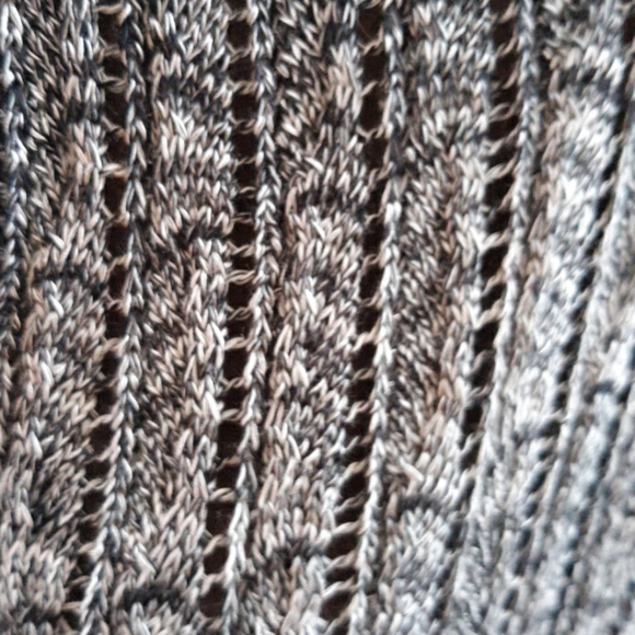 ❤Christopher Banks sweater🤗🤗 - Picture 3 of 3